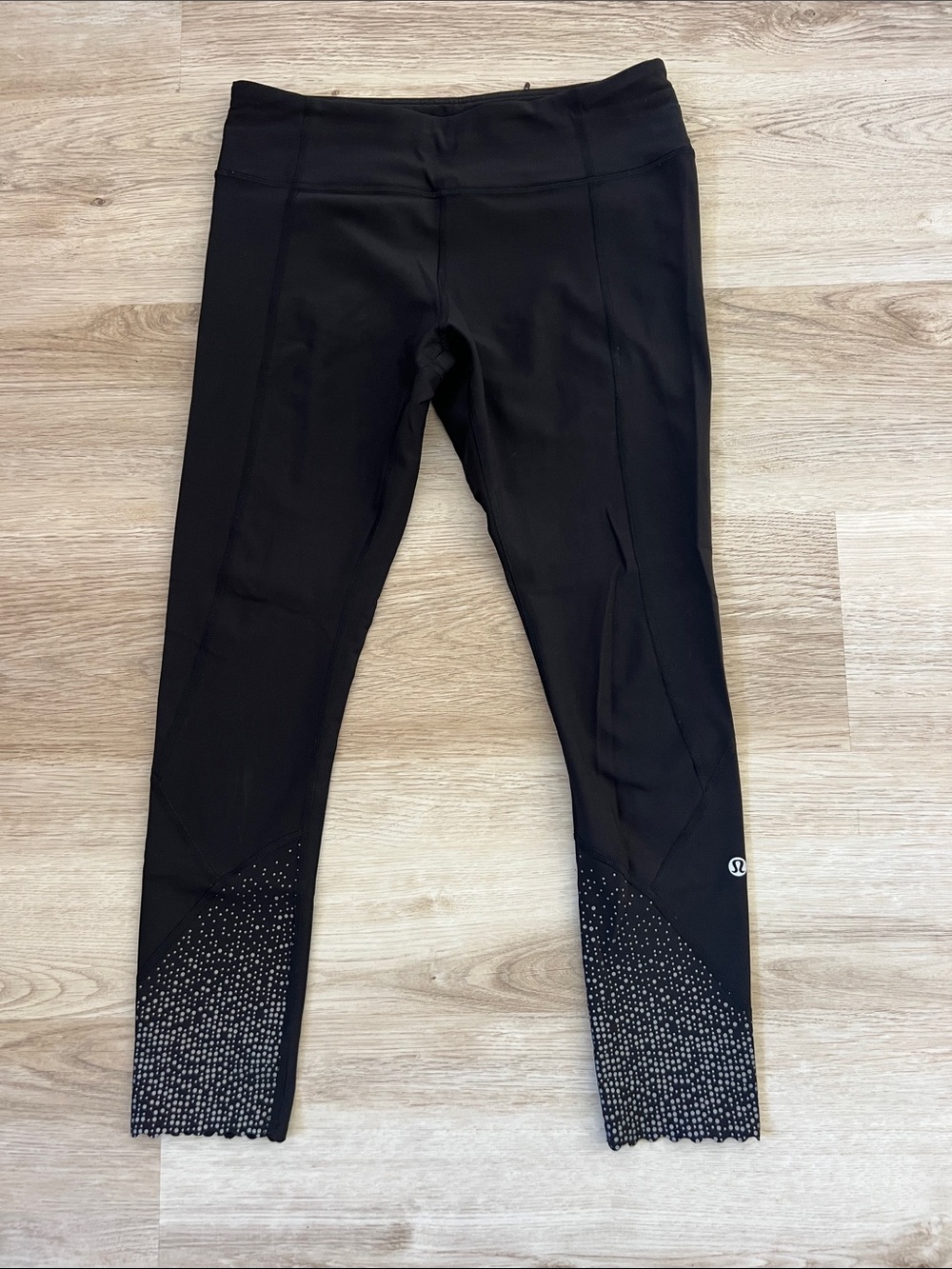 Lululemon Leggings with Dotted Ankle Detail